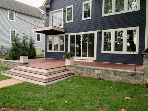 Deck with Lattice and Bench